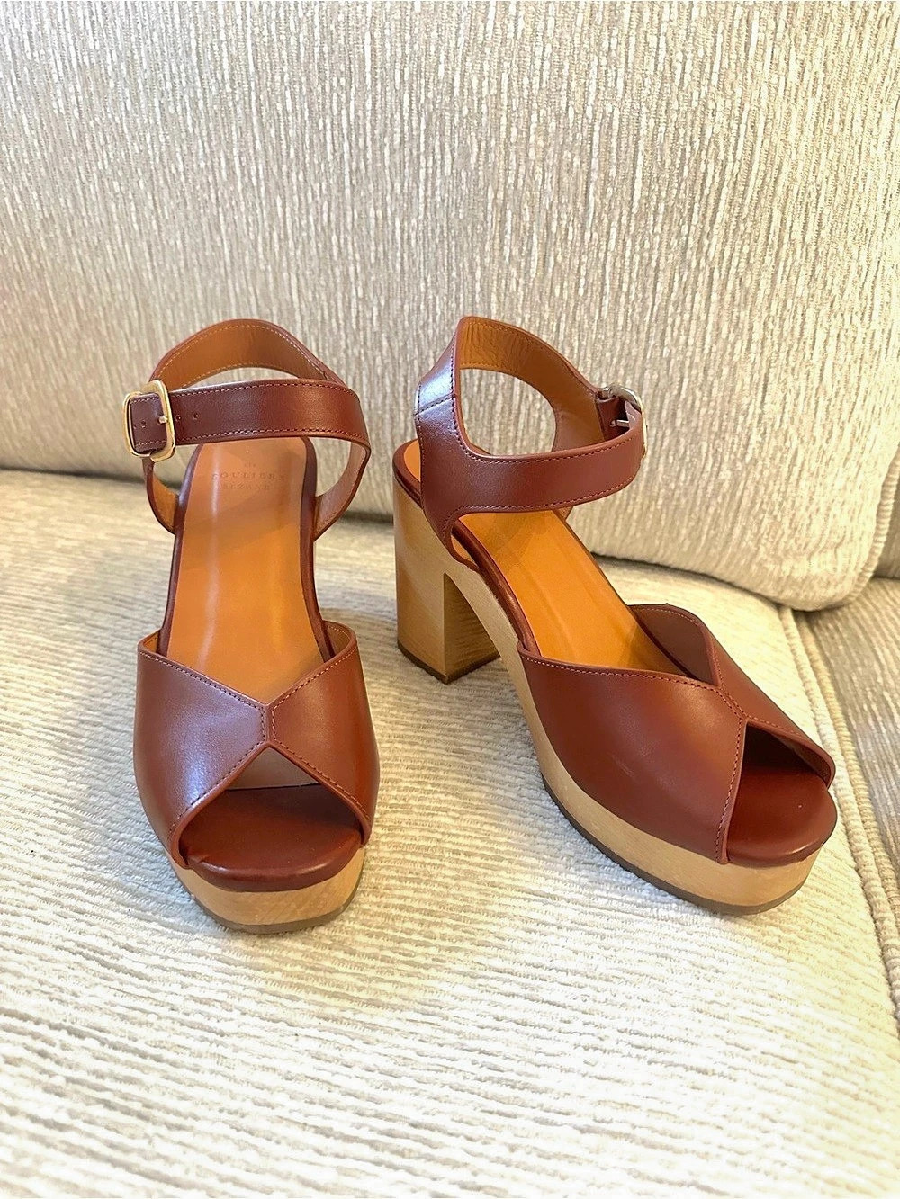 Sézane Les Souliers Cognac Leather Platform Sandals EU 39-NWT